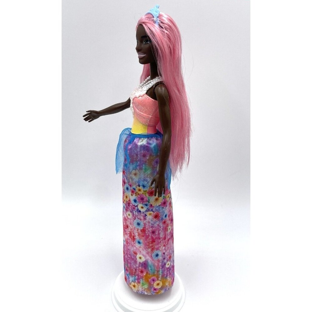 Barbie Dreamtopia African American Royal Princess Doll Pink Hair - Picture 7 of 15
